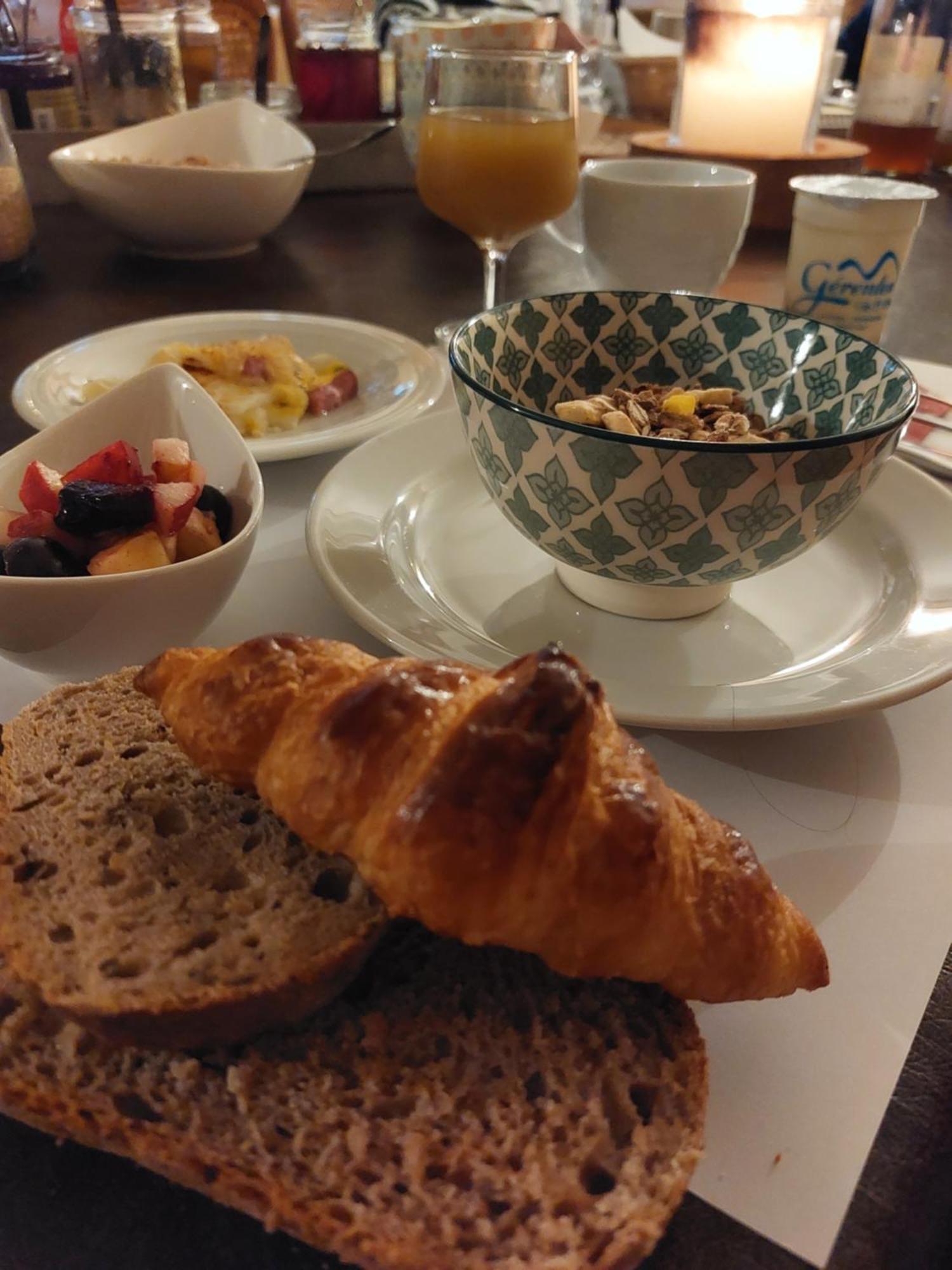 Chambres D'Hotes, B&B La Musardiere Alba-la-Romaine ภายนอก รูปภาพ