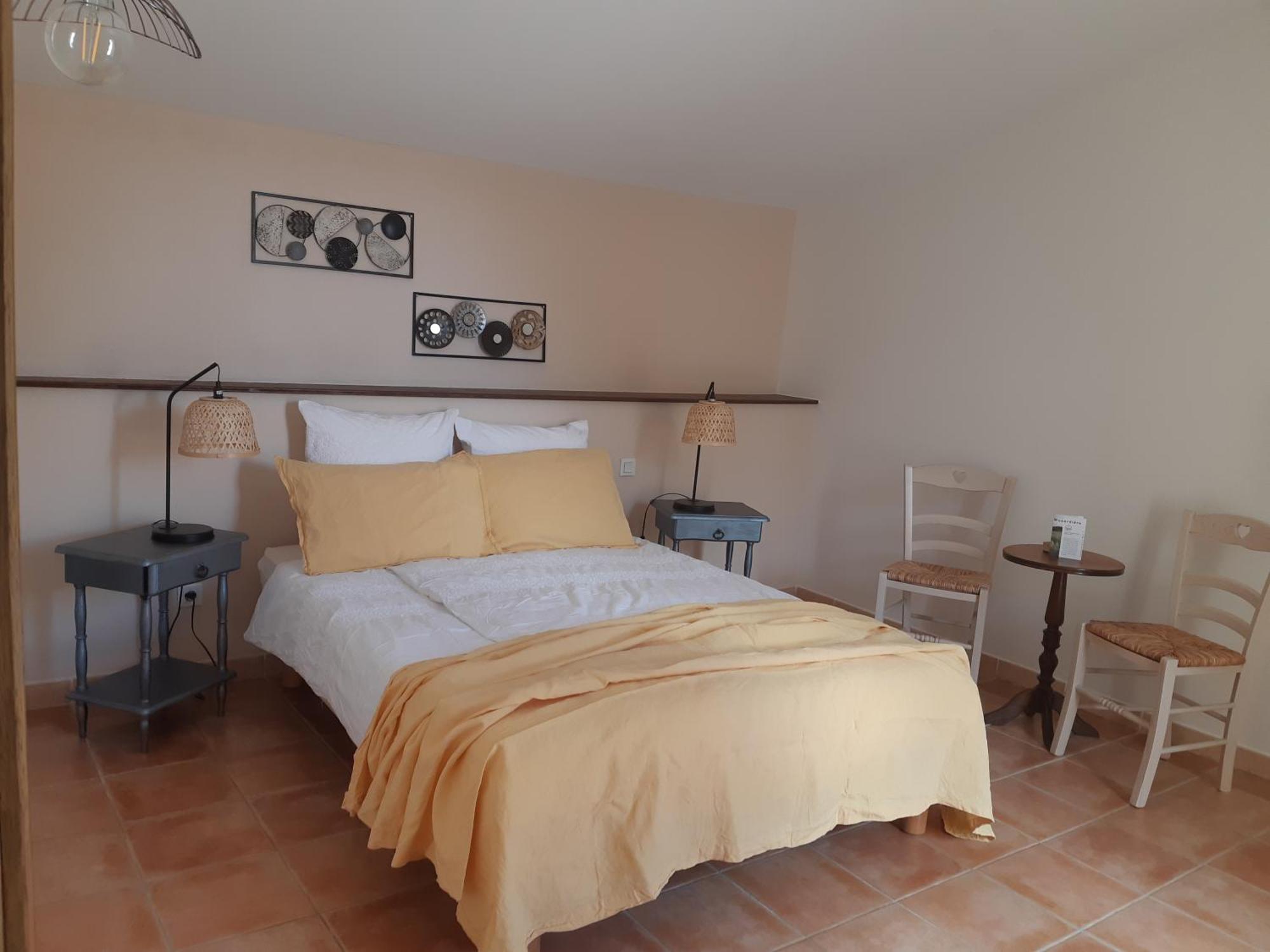 Chambres D'Hotes, B&B La Musardiere Alba-la-Romaine ภายนอก รูปภาพ